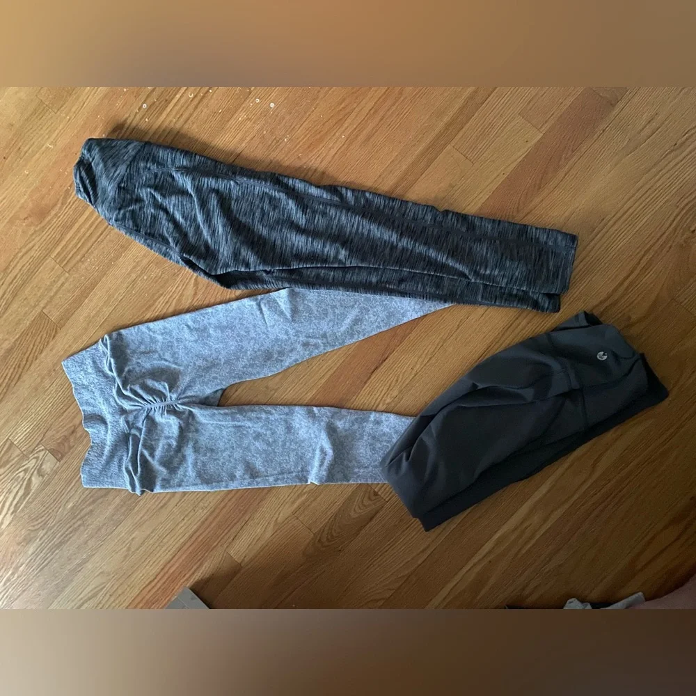 Legging. - Picture 2 of 2